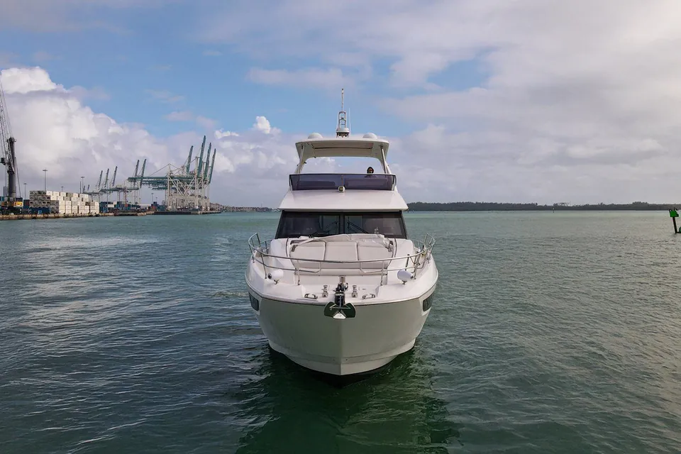 Yachtooma, 2017 Prestige Yachts 680, photo 3
