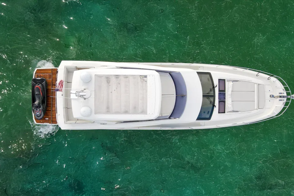 Yachtooma, 2017 Prestige Yachts 680, photo 4