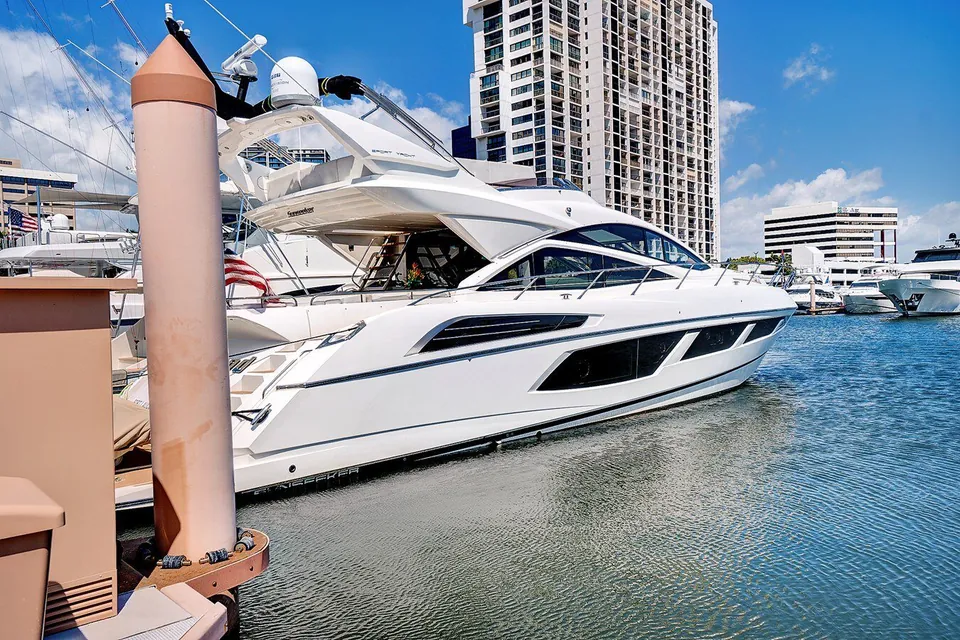 Once Around, 2017 Sunseeker 68 Sport Yacht, photo 2