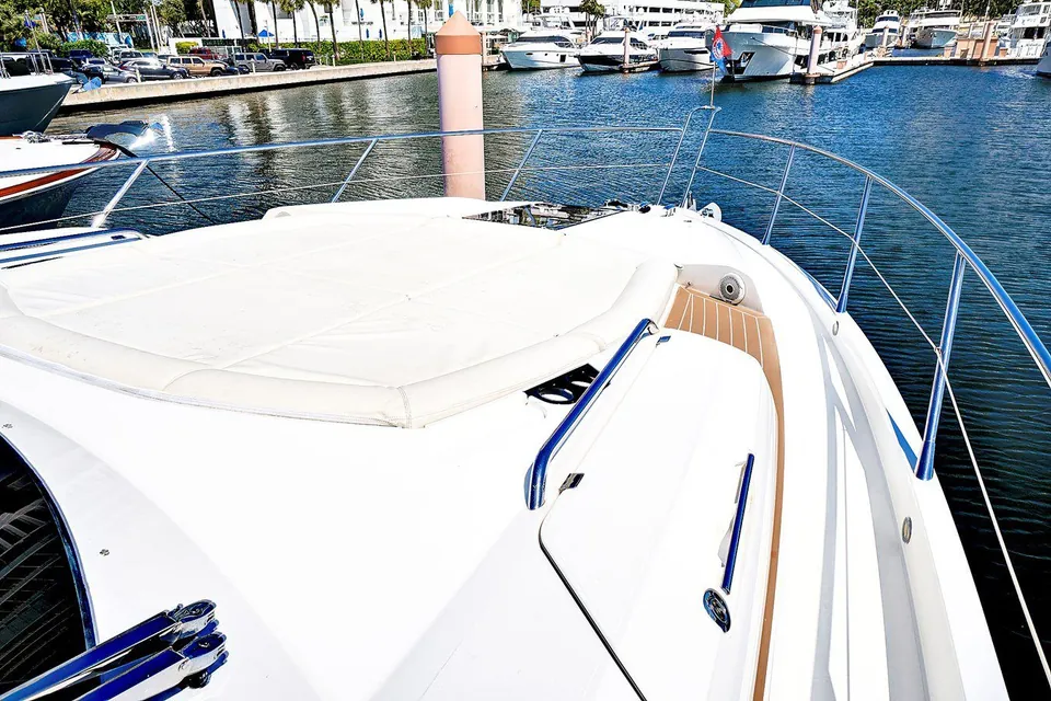 Once Around, 2017 Sunseeker 68 Sport Yacht, photo 5