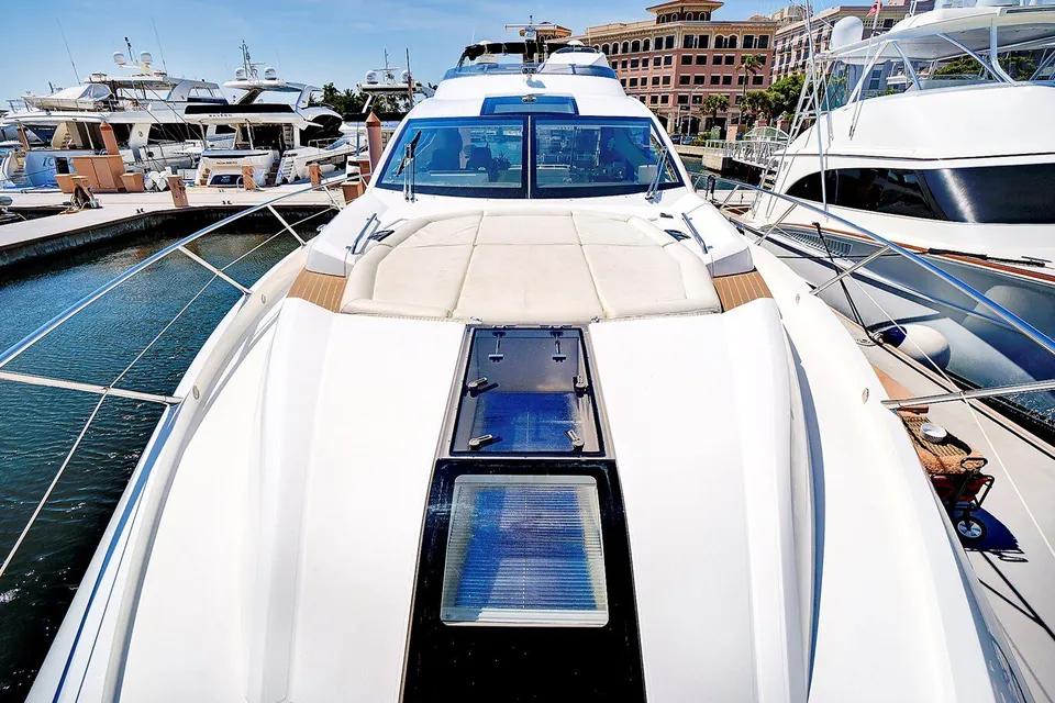 Once Around, 2017 Sunseeker 68 Sport Yacht, photo 6