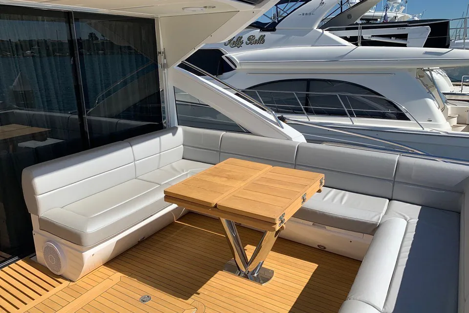 Piece of Ship, 2017 Sunseeker Predator, photo 3