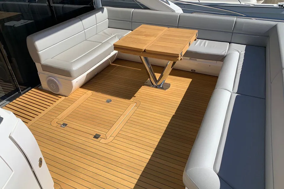 Piece of Ship, 2017 Sunseeker Predator, photo 4