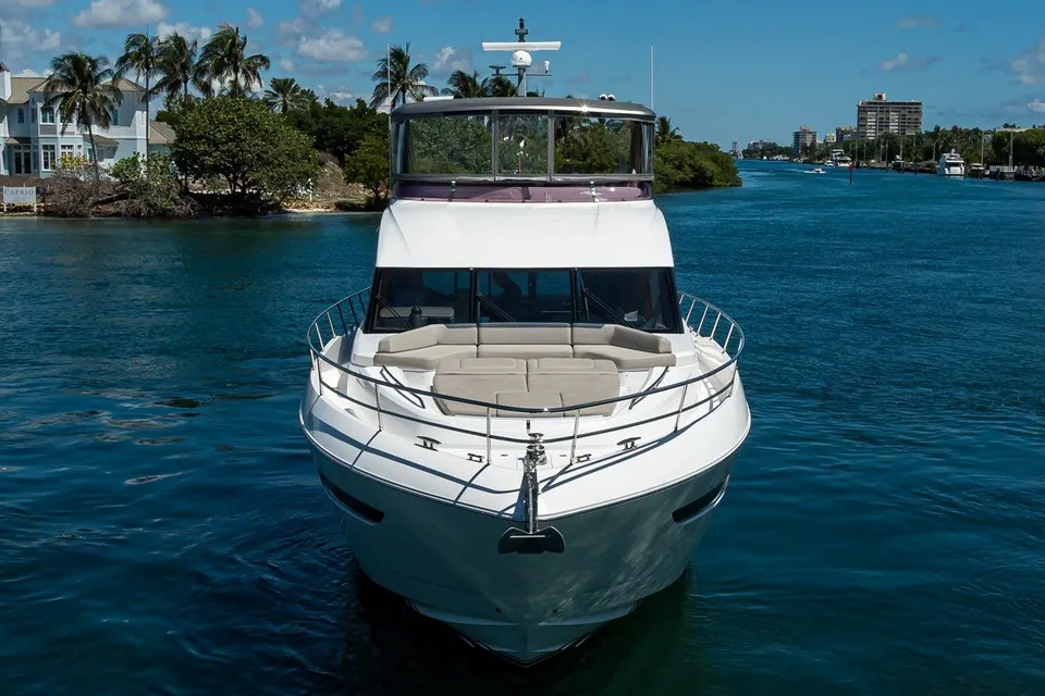 Miss Amy, 2020 Princess F70, photo 16