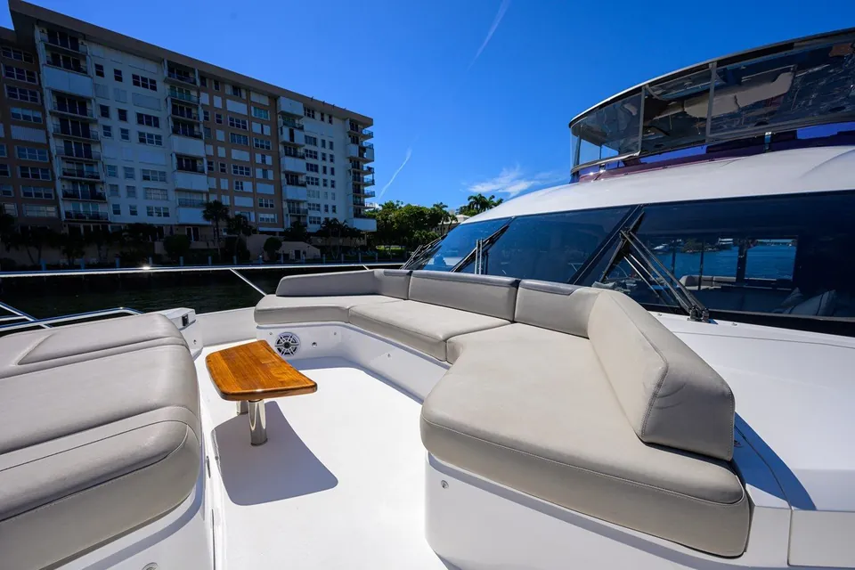 Miss Amy, 2020 Princess F70, photo 72