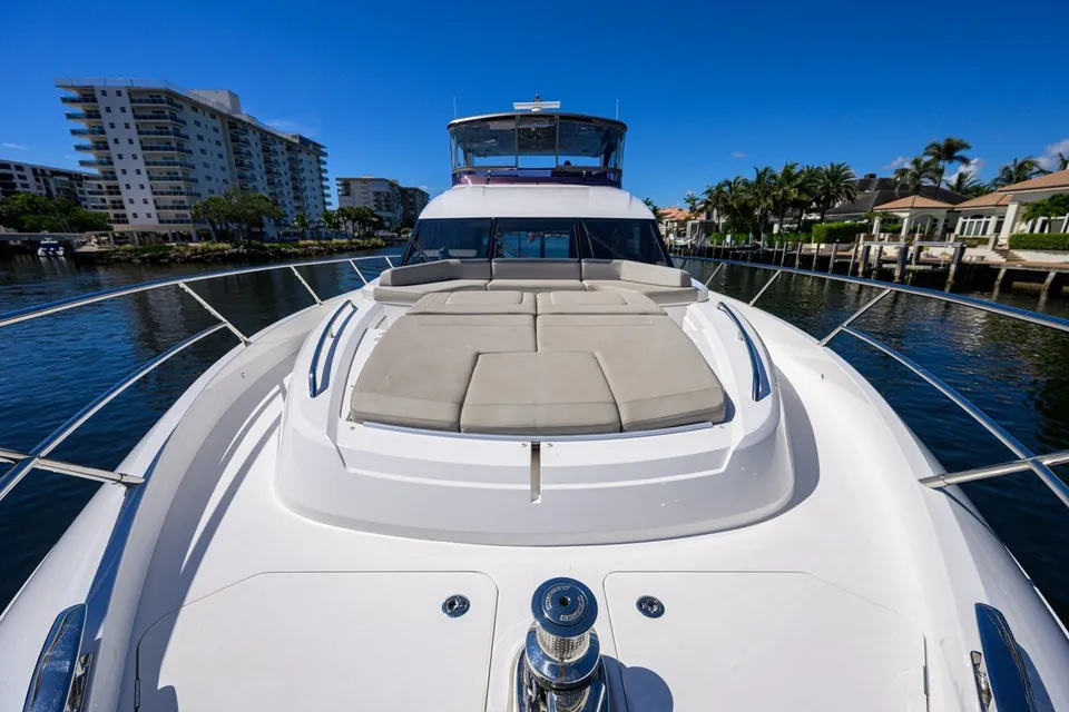 Miss Amy, 2020 Princess F70, photo 75