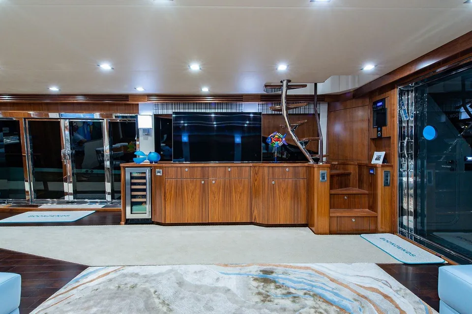Obsession, 2017 Viking Yachts Enclosed Flybridge, photo 4