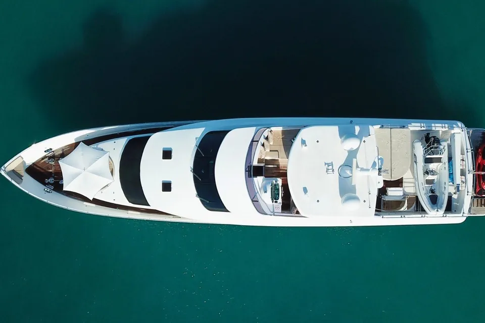 Euphoria, 2017 Custom Line Navetta 37, photo 8