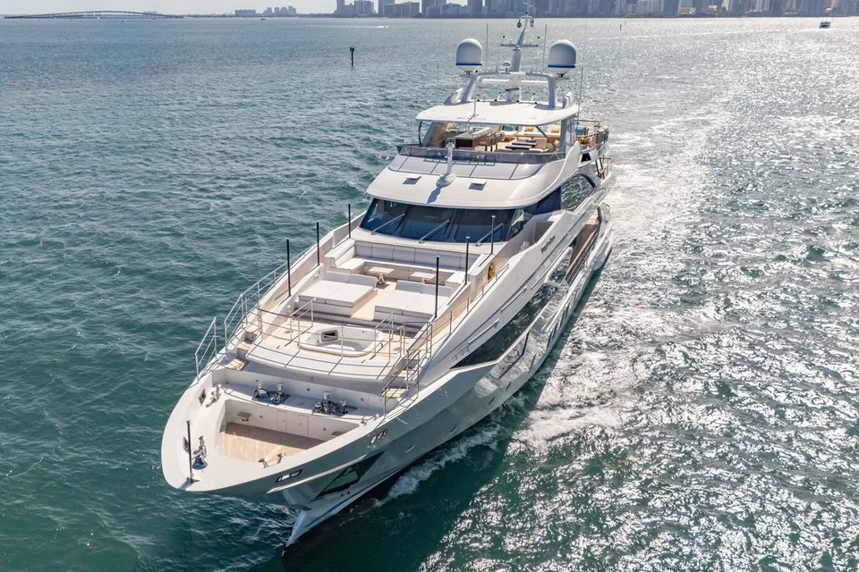 Inspiration, 2018 Benetti Fast 125, photo 2