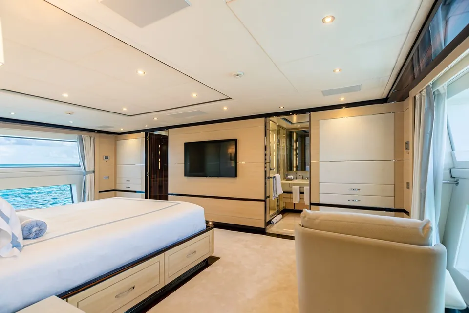 Inspiration, 2018 Benetti Fast 125, photo 34