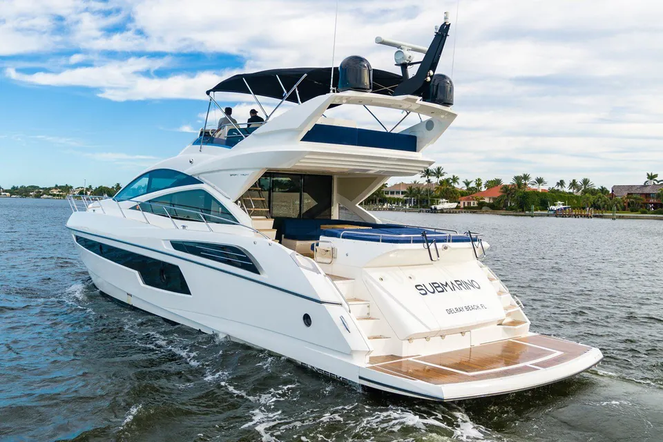 Submarino, 2016 Sunseeker Sports Cruiser, photo 2