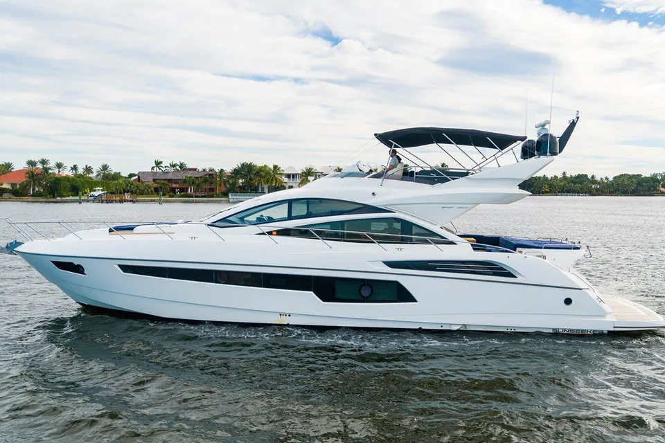 Submarino, 2016 Sunseeker Sports Cruiser, photo 3