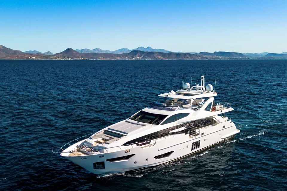 Indigo, 2017 Azimut Grande 30M, photo 5