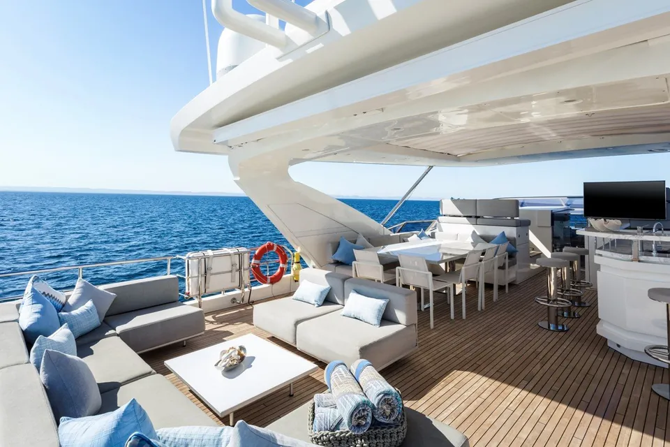 Indigo, 2017 Azimut Grande 30M, photo 24