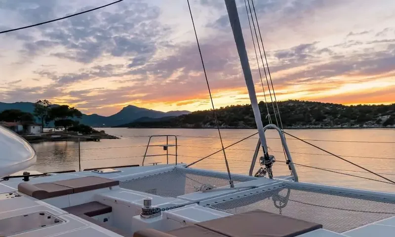 Alyssa image 9