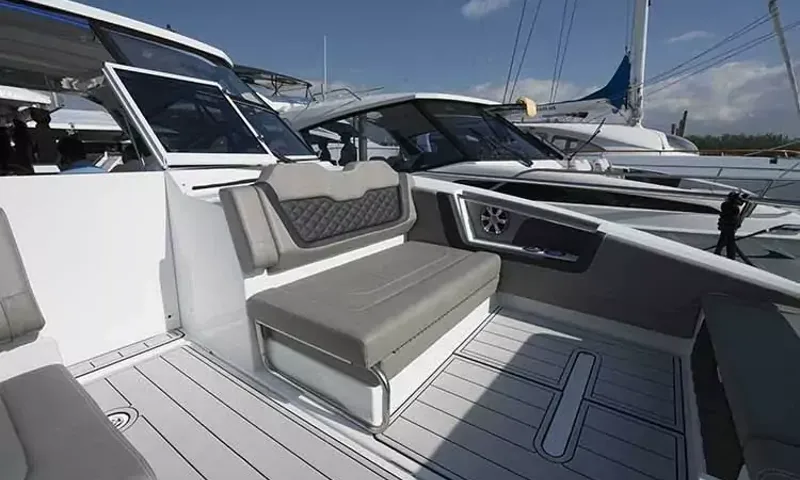 Aquila 36 – image 7