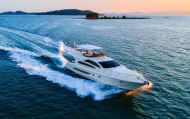 Aria Blue de Riva, alquiler privado de Yate a motor, Phuket
