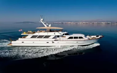 Auriane by Broward – Private Motor Yacht Charter in Dubrovnik