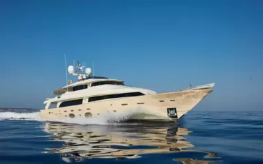 Best Off by Ferretti – Private Motor Yacht Charter in France