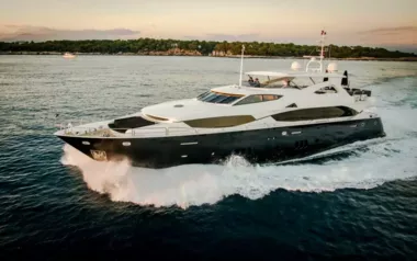 Black and White by Sunseeker – Private Motor Yacht Charter in Limassol