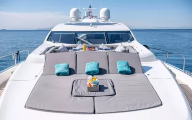 Blade 6 by Sunseeker – Private Motor Yacht Charter in Athens