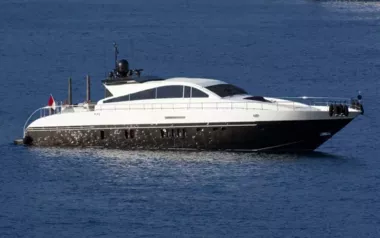 Blooms by Leopard – Private Motor Yacht Charter in Sydney