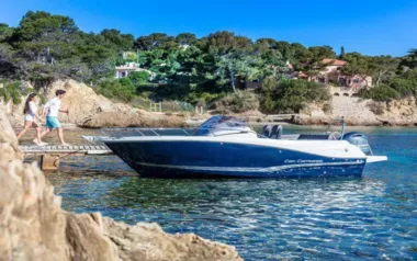 Capcam Six by Jeanneau – Private Power Boat Charter in Costa Brava