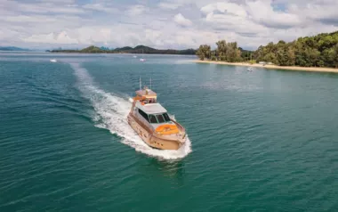 Chowa by SPLO Yachts – Private Motor Yacht Charter in Koh Samui