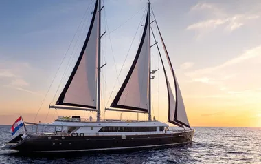 Dalmatino by Custom Made – Private Motor Sailer Charter in Zadar