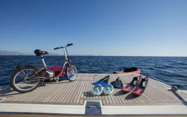 Day Off by Ferretti – Private Motor Yacht Charter in Santorini