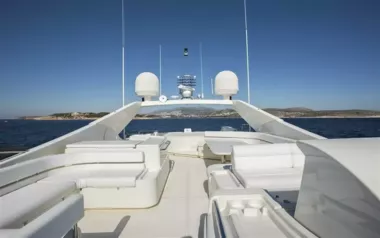 Day Off by Ferretti – Private Motor Yacht Charter in Santorini