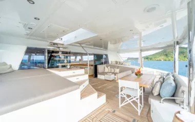 Diana by Sunreef Yachts – Private Sailing Catamaran Charter in Tahiti