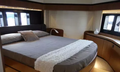Elegant Nine image 3