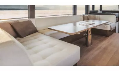 Elegant Nine image 5