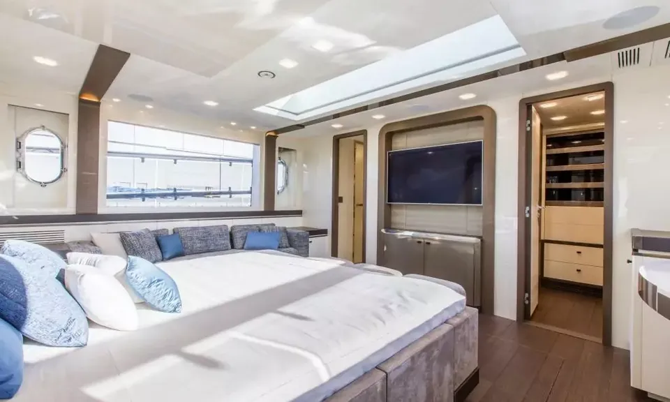 Esmeralda of the Seas, 2018 Monte Carlo Yachts, photo 14
