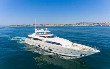 Ethna by Ferretti – Private Motor Yacht Charter in Amalfi