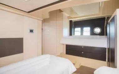 Fellon by Cranchi – Private Power Boat Charter in Rijeka