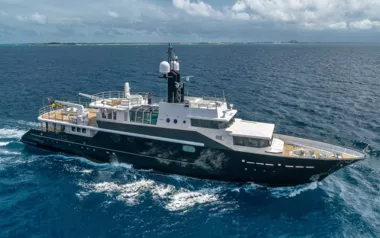 Highlander by Feadship – Private Superyacht Charter in Santa Catalina