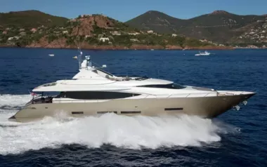 Keros Island von FX Yachts – privater Motoryacht Charter in Türkische Riviera