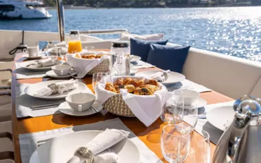 Koukles by Azimut – Private Motor Yacht Charter in Athens