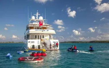 Lady J by Palmer Johnson – Private Superyacht Charter in Guadeloupe