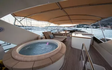 Lady Lona by Amer – Private Motor Yacht Charter in Trogir