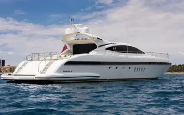 Little Zoe by Mangusta – Private Motor Yacht Charter in Cannes