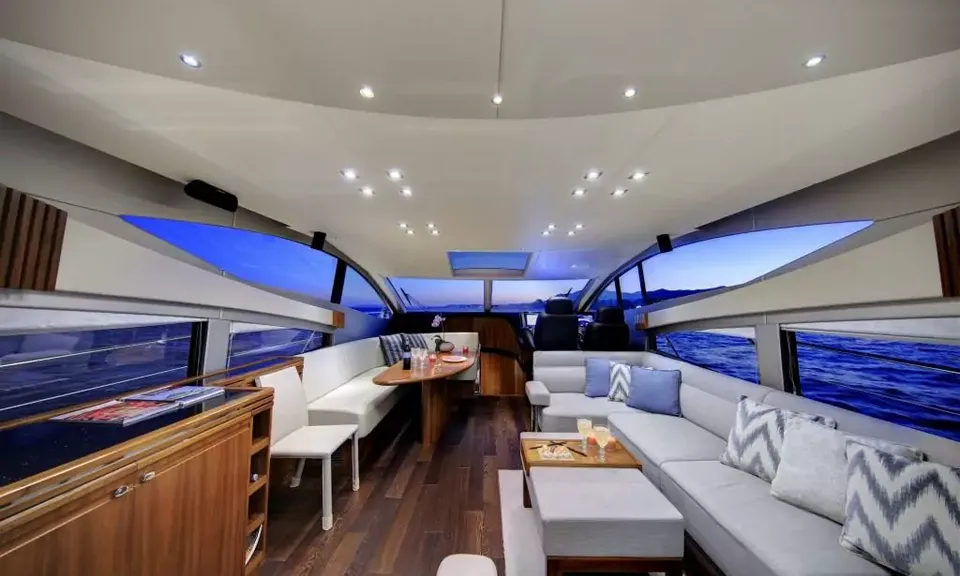 Maia Fair, 2016 Sunseeker 68 Sport Yacht, photo 5
