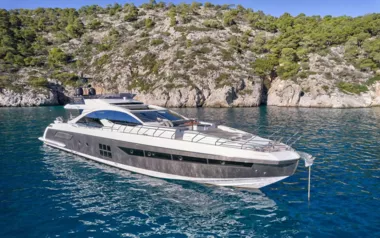 Makani by Azimut – Private Motor Yacht Charter in Athens