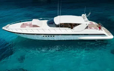 Minu Luisa by Mangusta – Private Motor Yacht Charter in Menorca