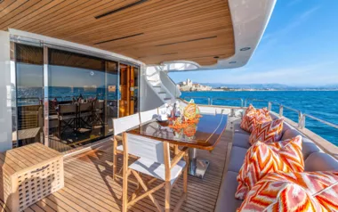 New Star by Benetti – Private Motor Yacht Charter in St Tropez