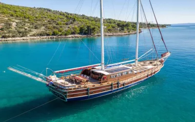 Nostra Vita von Bodrum Shipyard – privater Motorsegler Charter in Split
