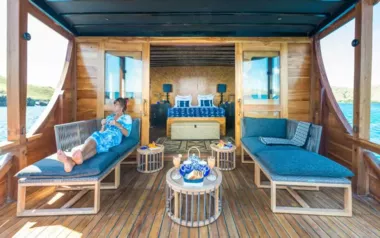 Ocean Pure by Concorde Yachts – Private Motor Sailer Charter in Bali
