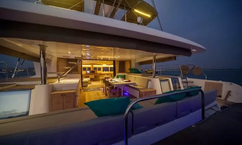 Ocean Views – image 6
